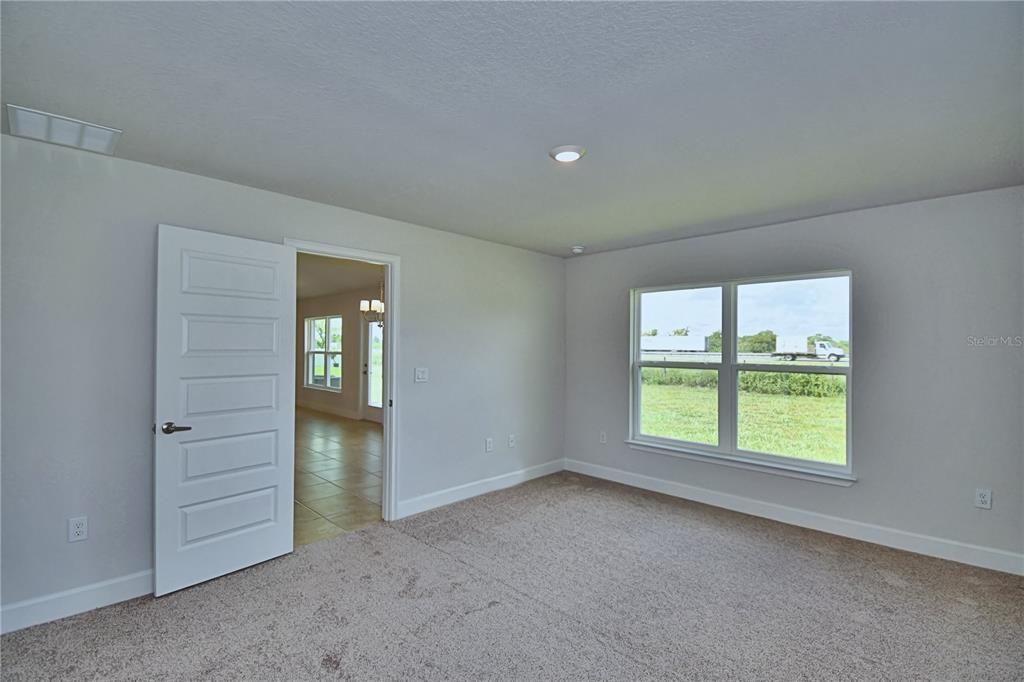 For Sale: $356,863 (4 beds, 2 baths, 1755 Square Feet)
