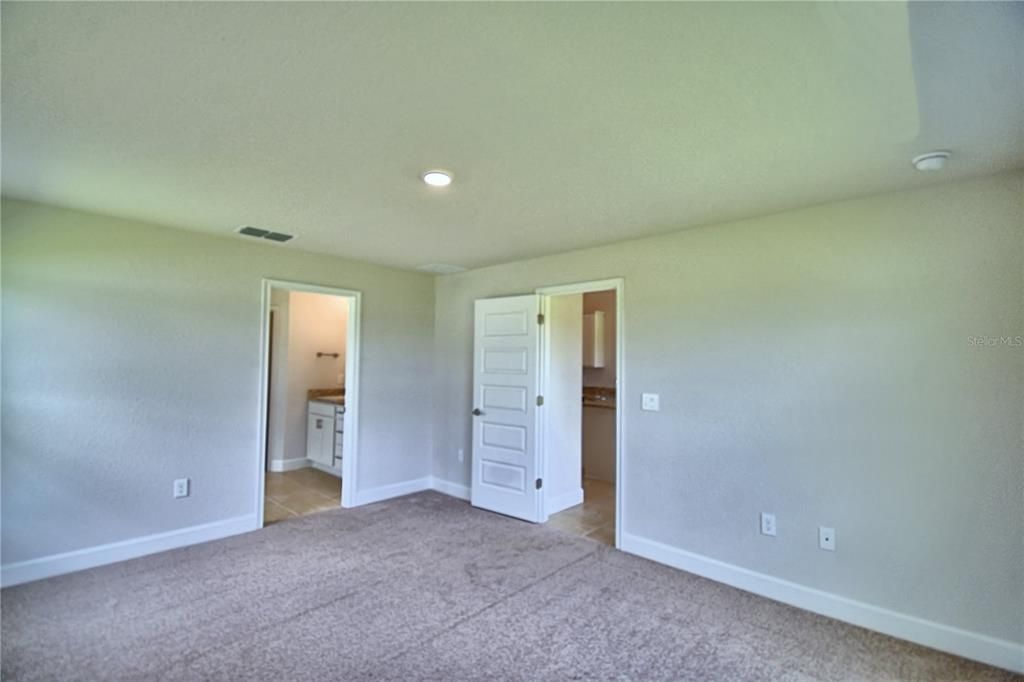 For Sale: $356,863 (4 beds, 2 baths, 1755 Square Feet)