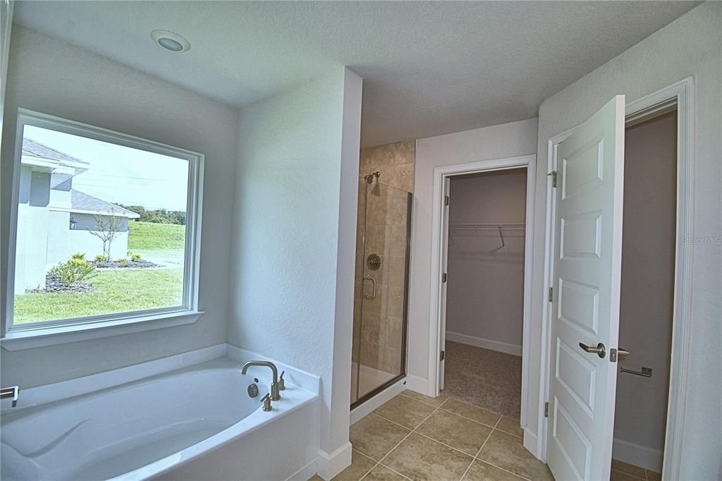 For Sale: $356,863 (4 beds, 2 baths, 1755 Square Feet)