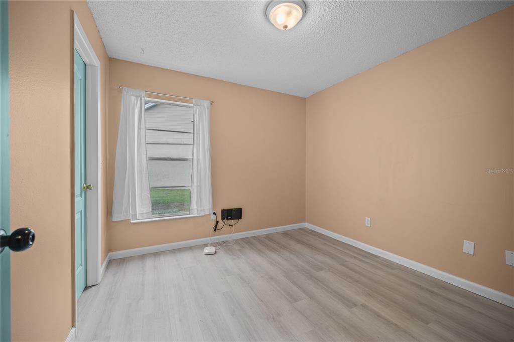For Sale: $380,000 (3 beds, 2 baths, 1787 Square Feet)