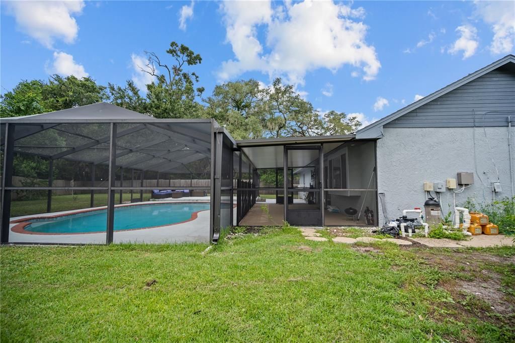 For Sale: $380,000 (3 beds, 2 baths, 1787 Square Feet)