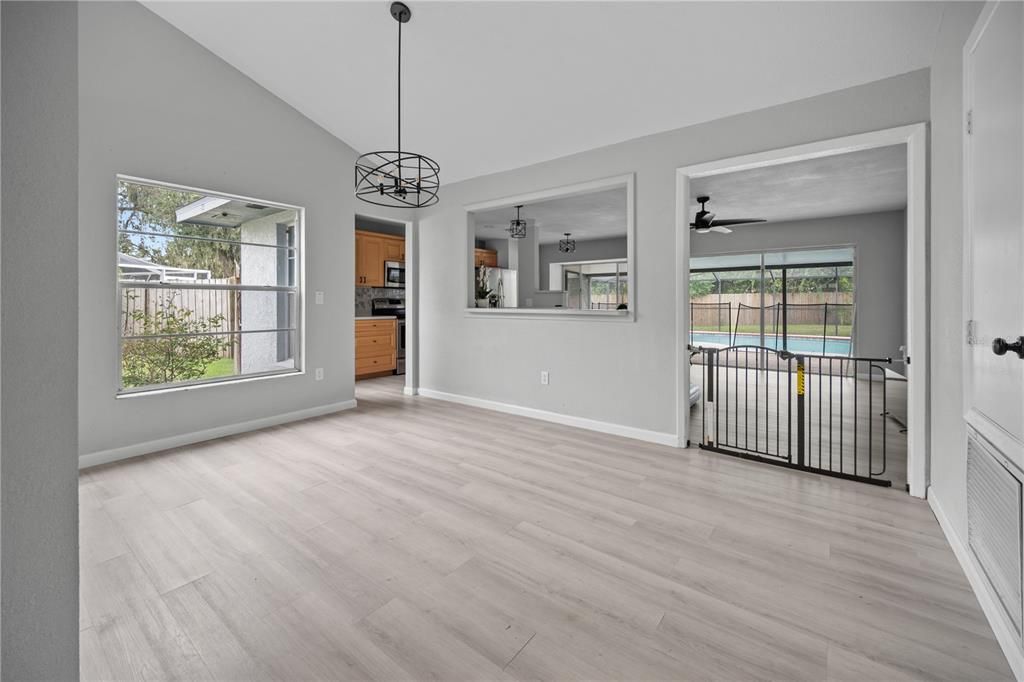 For Sale: $380,000 (3 beds, 2 baths, 1787 Square Feet)