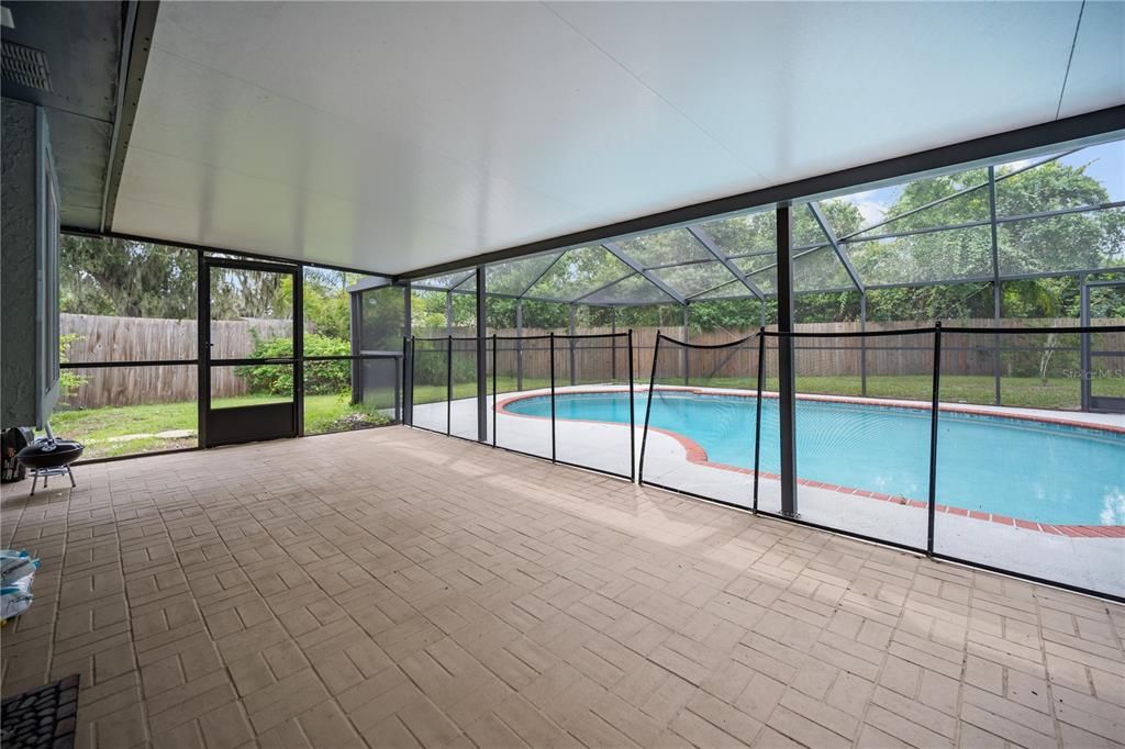 For Sale: $380,000 (3 beds, 2 baths, 1787 Square Feet)