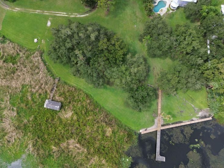 待售: $1,400,000 (3.73 acres)