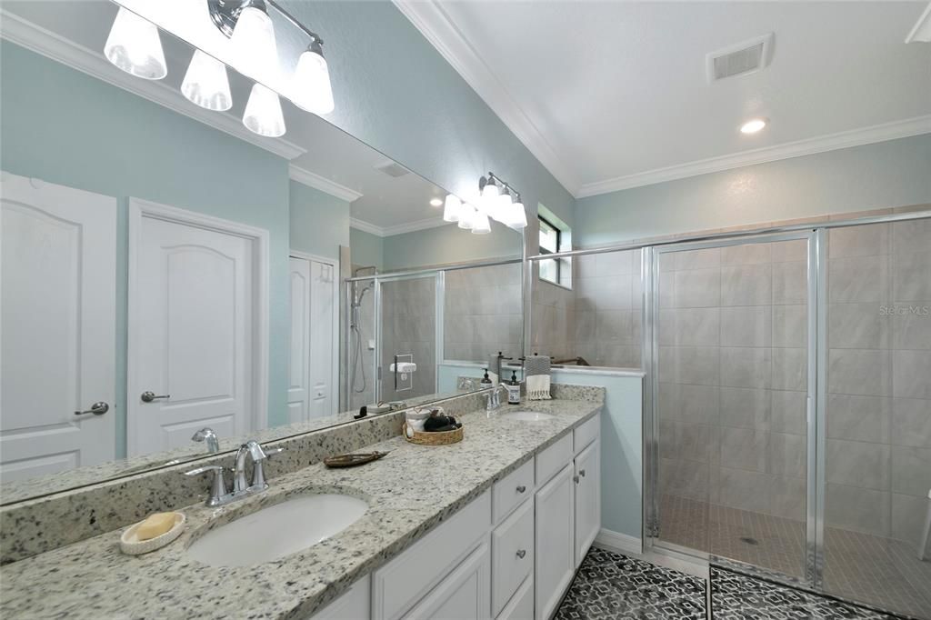 For Sale: $574,999 (4 beds, 3 baths, 2016 Square Feet)