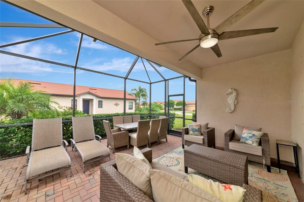 For Sale: $574,999 (4 beds, 3 baths, 2016 Square Feet)