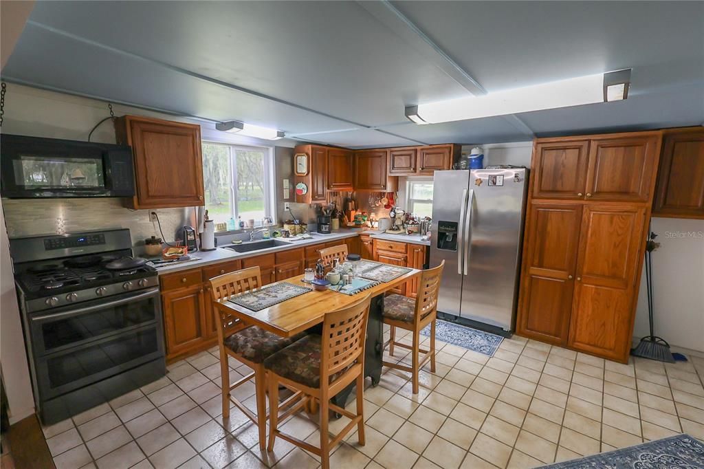 En Venta: $339,900 (2 camas, 2 baños, 672 Pies cuadrados)
