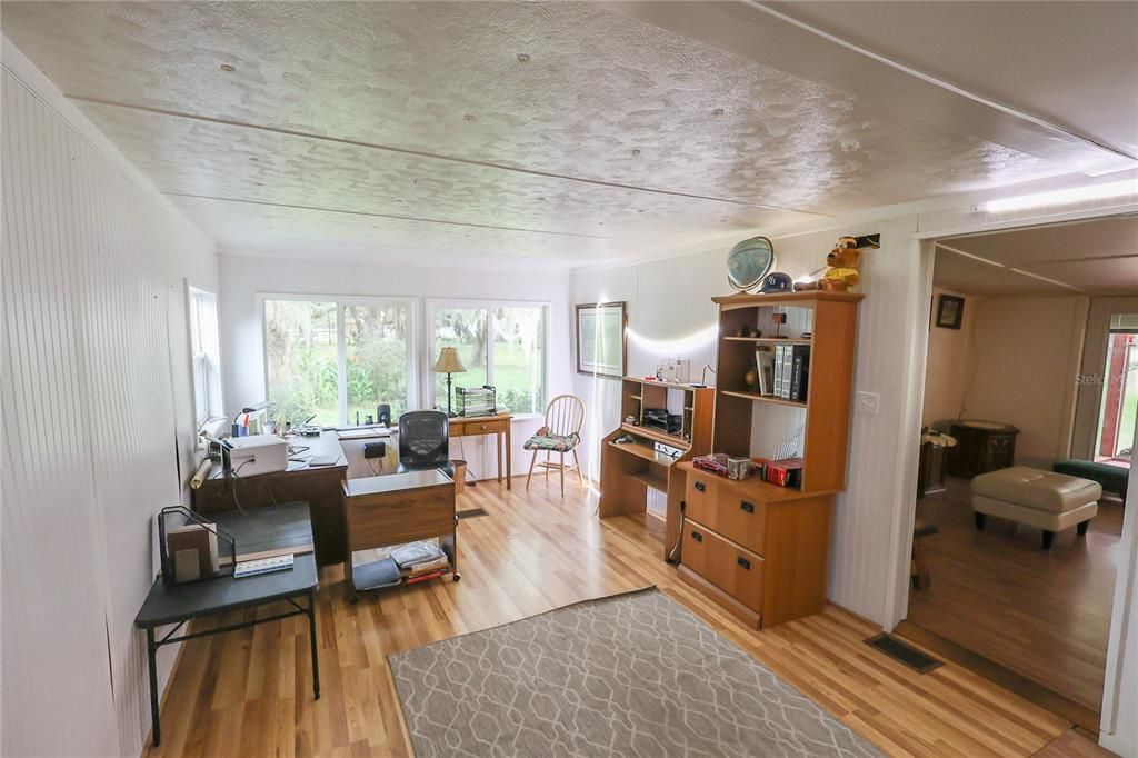 En Venta: $339,900 (2 camas, 2 baños, 672 Pies cuadrados)