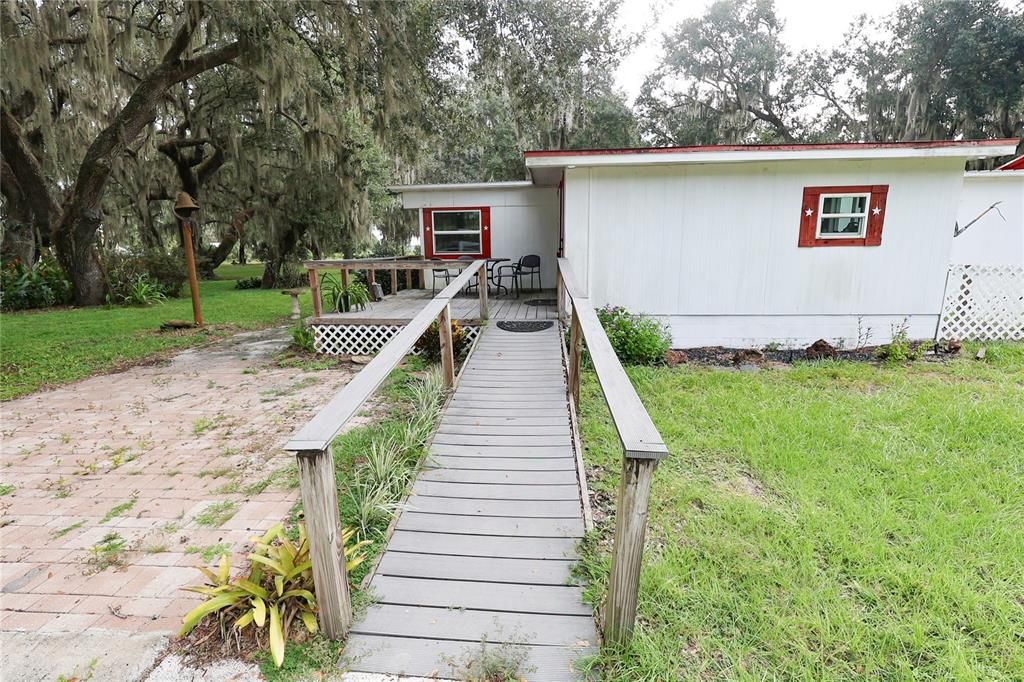 En Venta: $339,900 (2 camas, 2 baños, 672 Pies cuadrados)