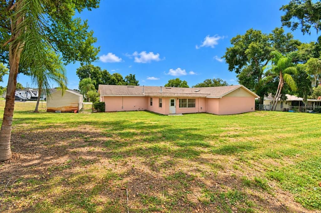For Sale: $335,000 (3 beds, 2 baths, 2148 Square Feet)