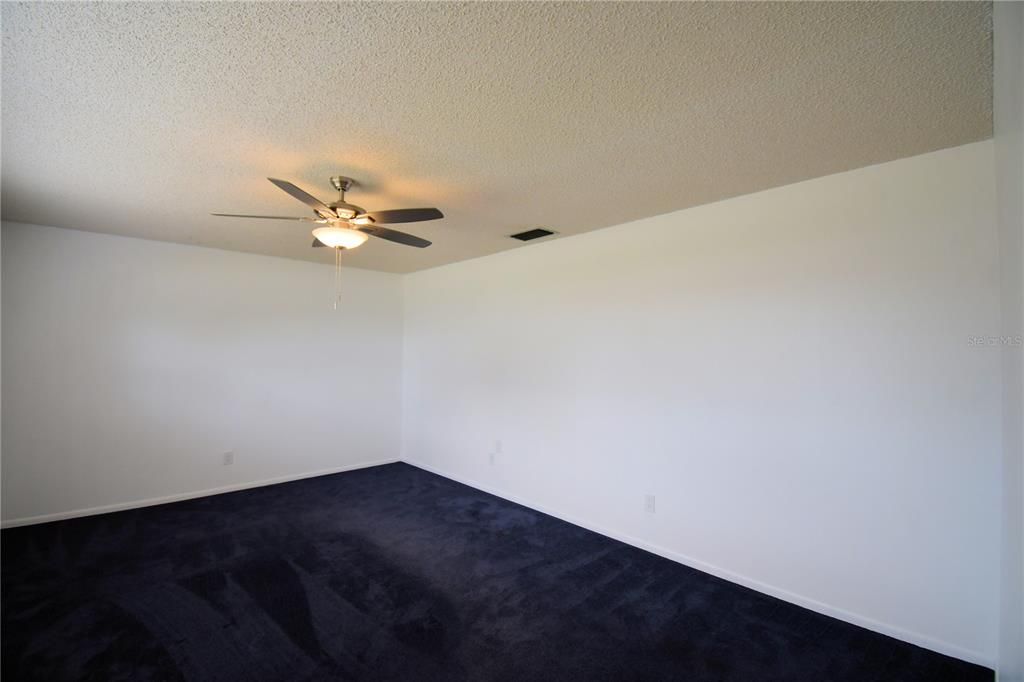 For Sale: $335,000 (3 beds, 2 baths, 2148 Square Feet)