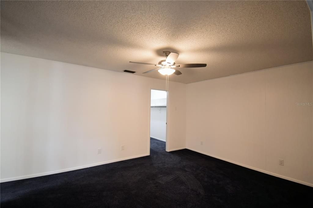 For Sale: $335,000 (3 beds, 2 baths, 2148 Square Feet)