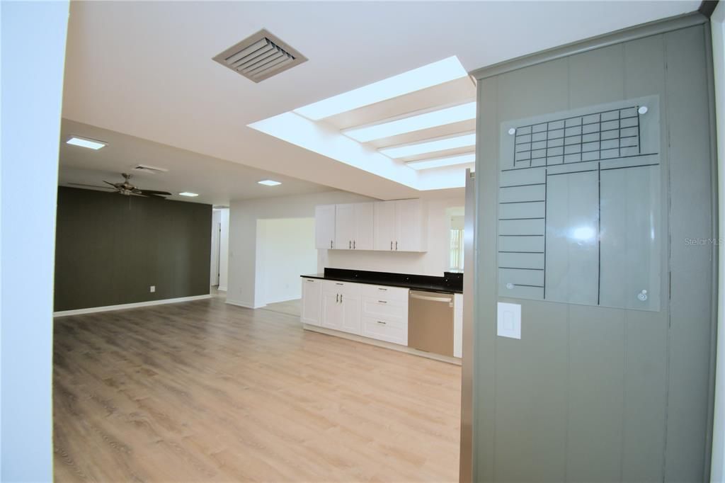 For Sale: $335,000 (3 beds, 2 baths, 2148 Square Feet)
