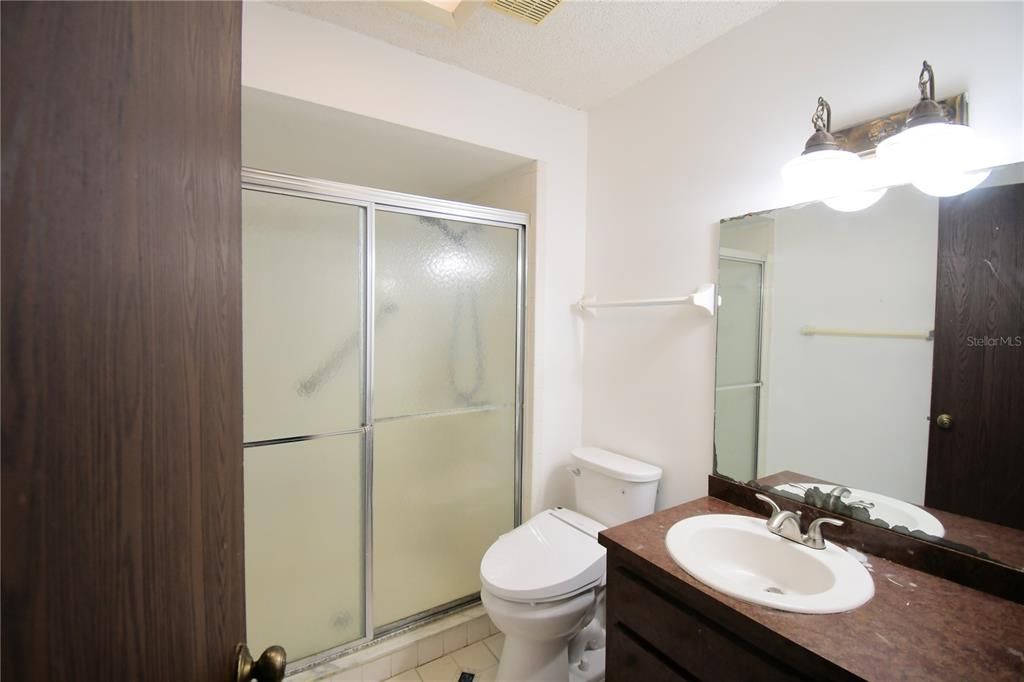 For Sale: $335,000 (3 beds, 2 baths, 2148 Square Feet)