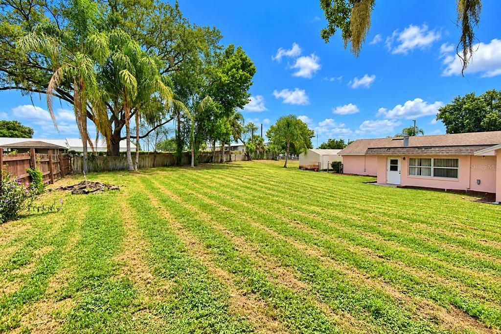 For Sale: $335,000 (3 beds, 2 baths, 2148 Square Feet)
