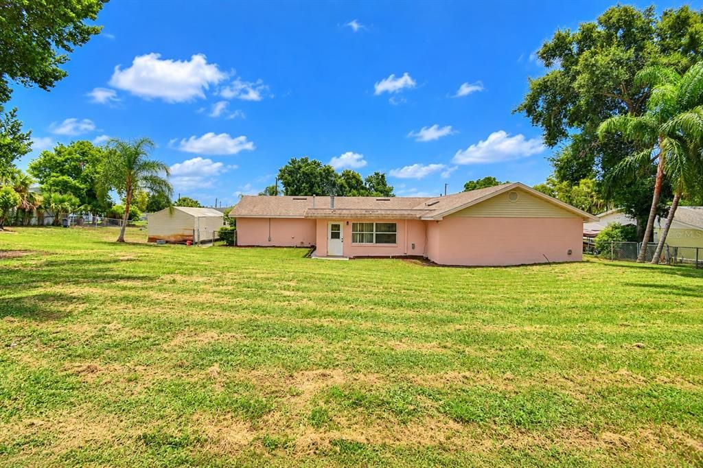 For Sale: $335,000 (3 beds, 2 baths, 2148 Square Feet)