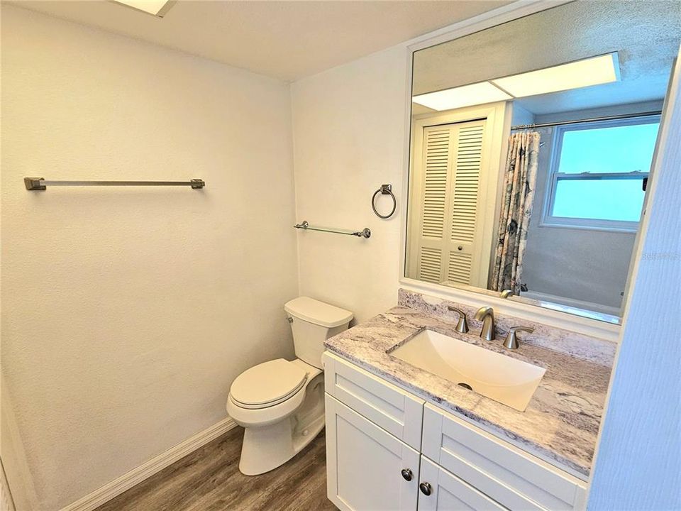 For Sale: $282,000 (2 beds, 2 baths, 1142 Square Feet)
