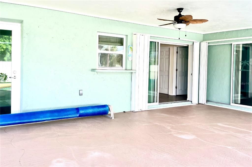 For Sale: $282,000 (2 beds, 2 baths, 1142 Square Feet)