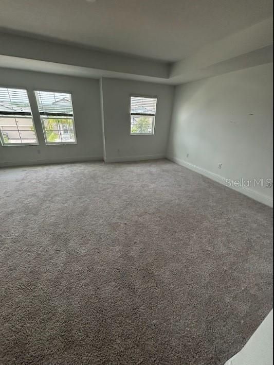 For Sale: $541,000 (5 beds, 4 baths, 3552 Square Feet)