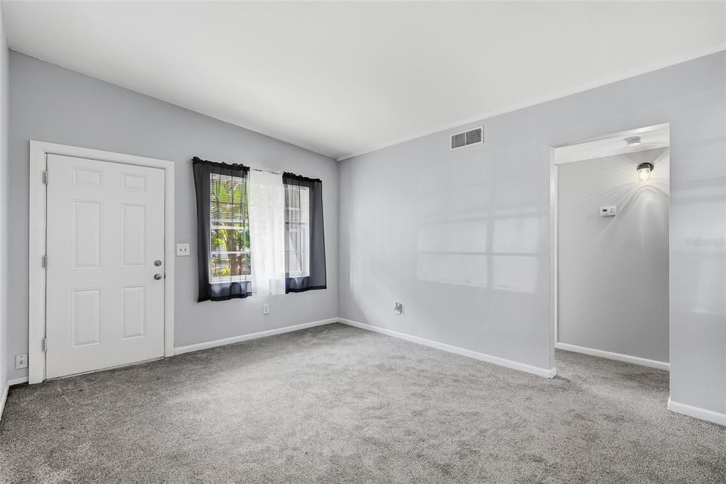 For Sale: $519,999 (0 beds, 0 baths, 1571 Square Feet)