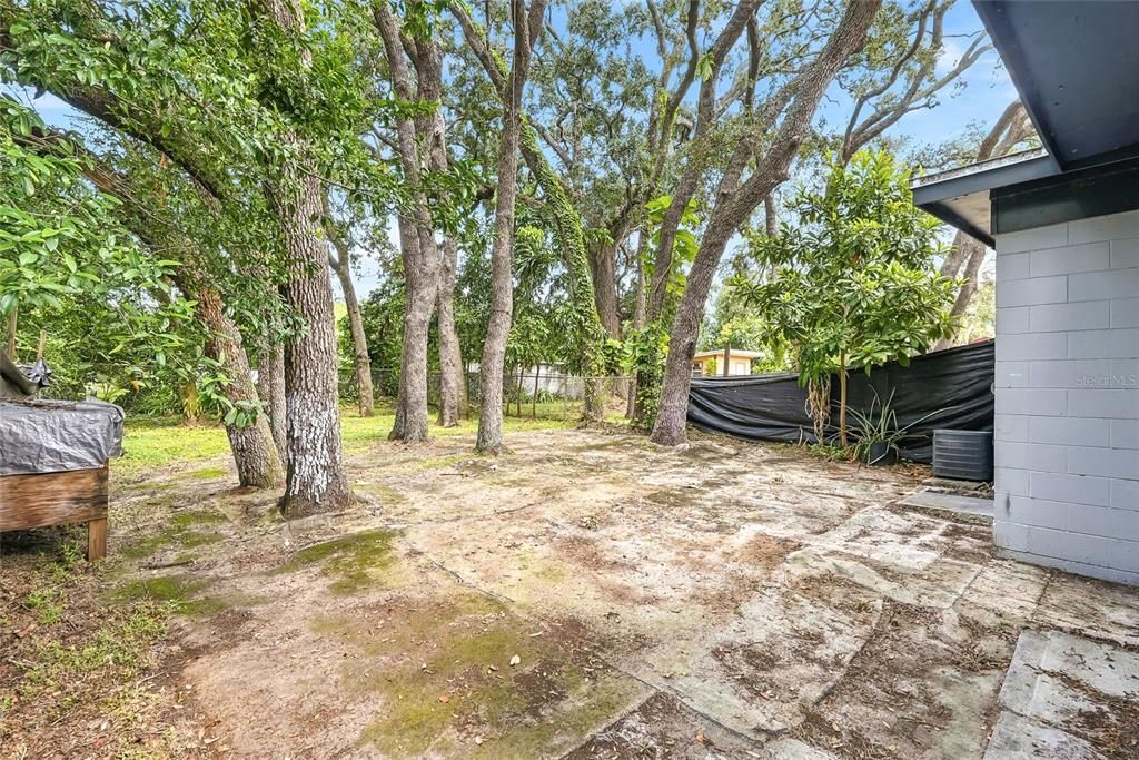For Sale: $519,999 (0 beds, 0 baths, 1571 Square Feet)