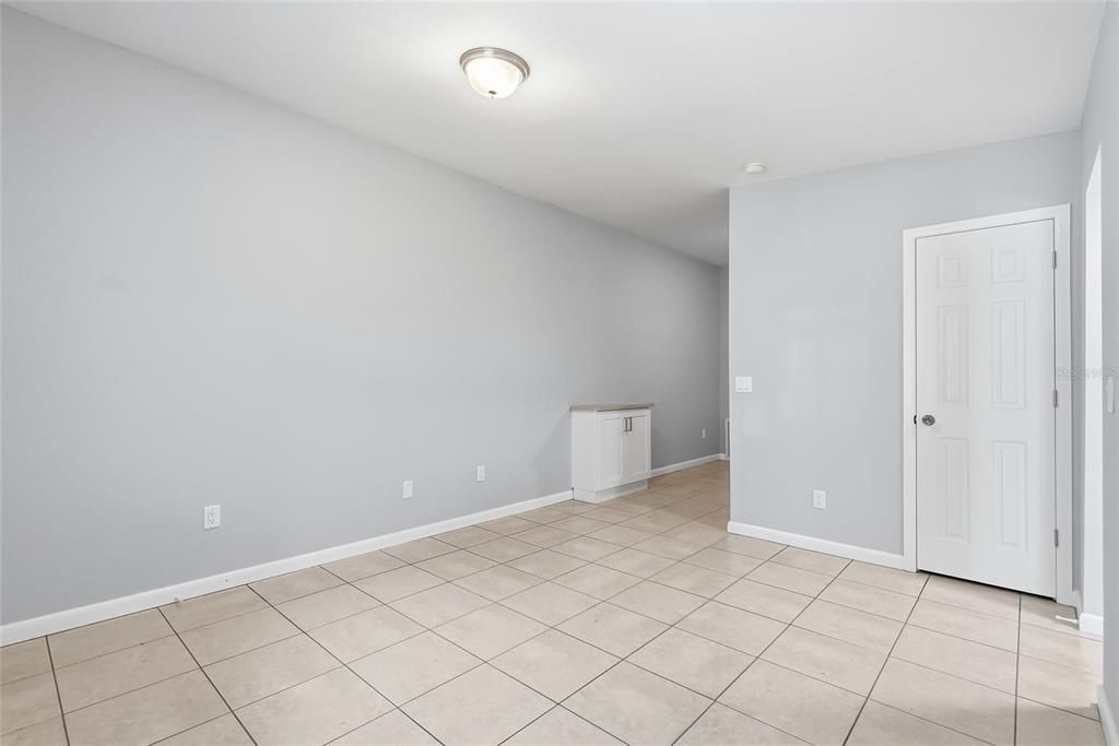 For Sale: $519,999 (0 beds, 0 baths, 1571 Square Feet)