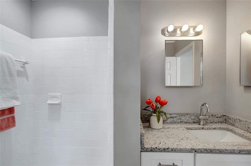 For Sale: $279,900 (3 beds, 2 baths, 1200 Square Feet)