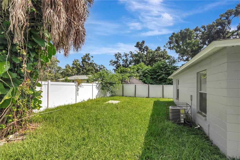 For Sale: $279,900 (3 beds, 2 baths, 1200 Square Feet)