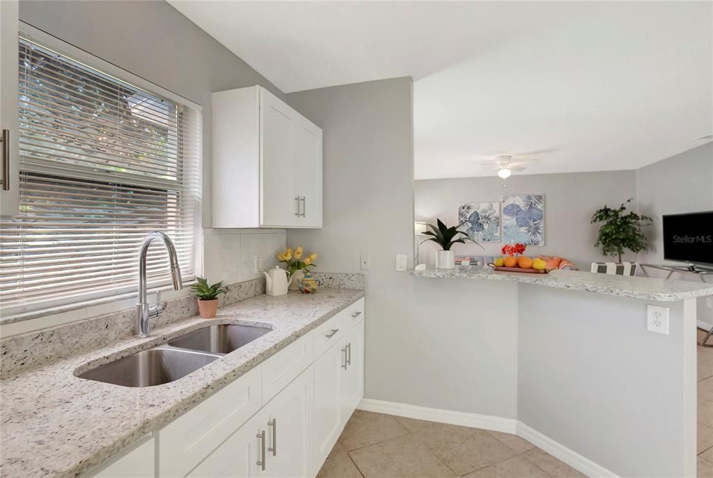 For Sale: $279,900 (3 beds, 2 baths, 1200 Square Feet)