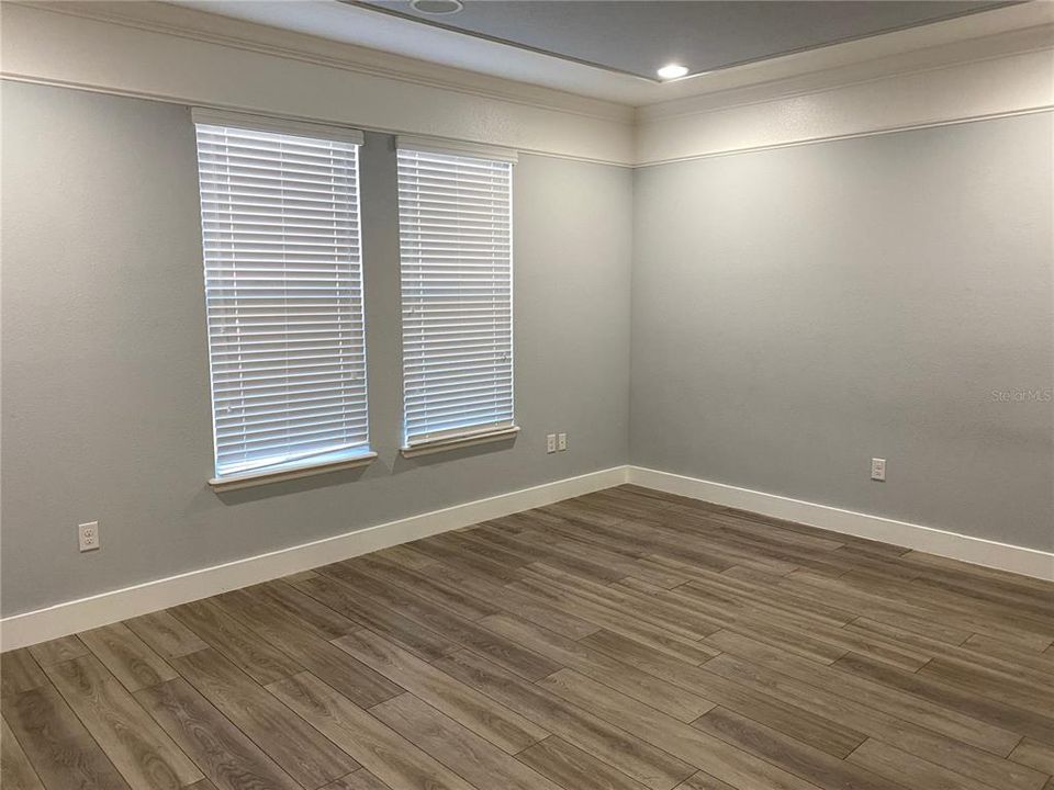 For Rent: $2,600 (3 beds, 2 baths, 1898 Square Feet)