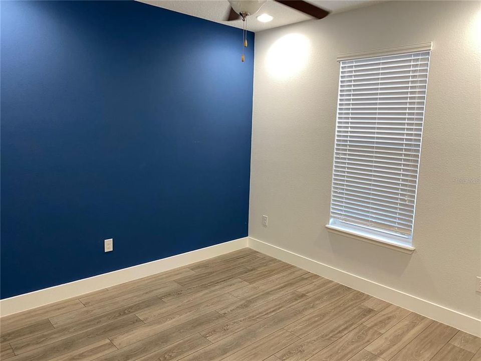 For Rent: $2,600 (3 beds, 2 baths, 1898 Square Feet)