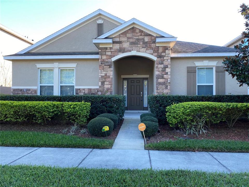 For Rent: $2,600 (3 beds, 2 baths, 1898 Square Feet)