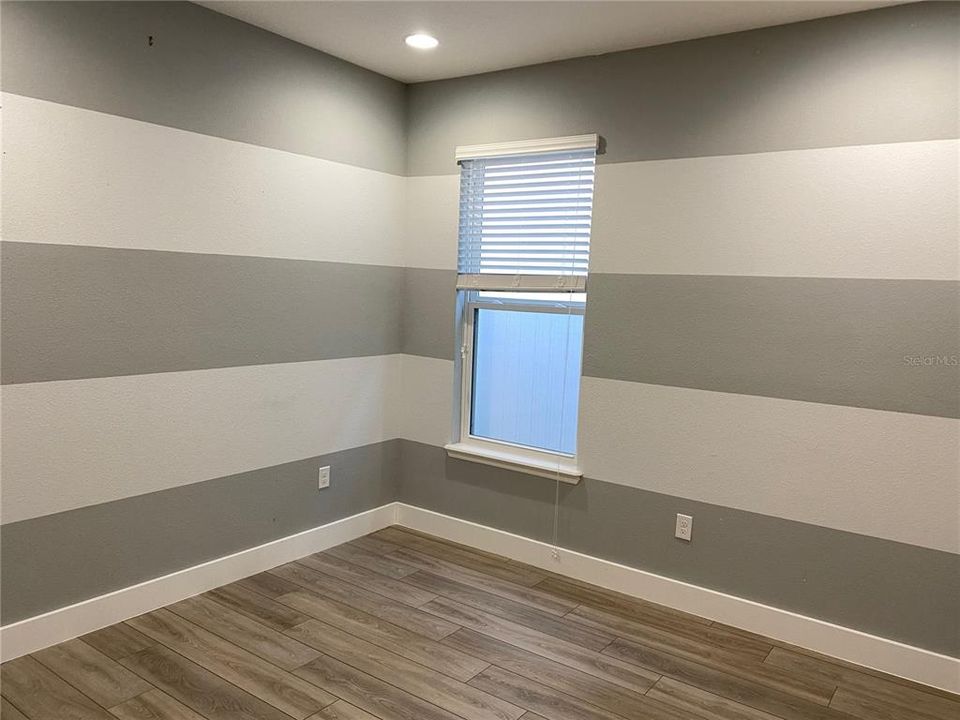 For Rent: $2,600 (3 beds, 2 baths, 1898 Square Feet)