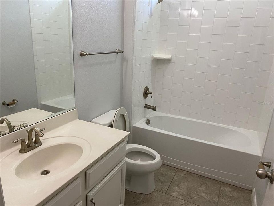 For Rent: $2,600 (3 beds, 2 baths, 1898 Square Feet)