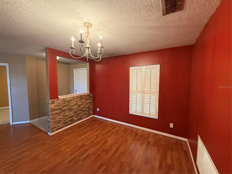 В аренду: $1,950 (4 спален, 2 ванн, 2119 Квадратных фут)