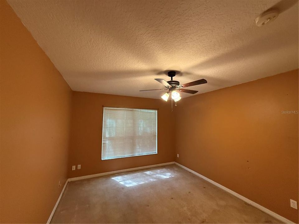 В аренду: $1,950 (4 спален, 2 ванн, 2119 Квадратных фут)