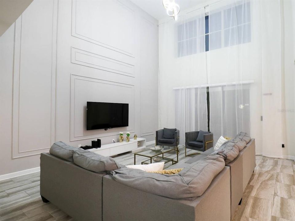 For Sale: $649,900 (5 beds, 5 baths, 3081 Square Feet)