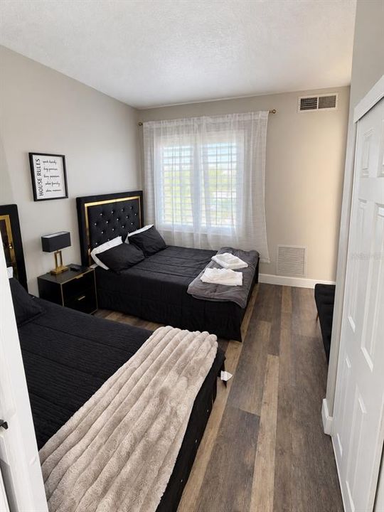 For Sale: $279,999 (2 beds, 2 baths, 795 Square Feet)