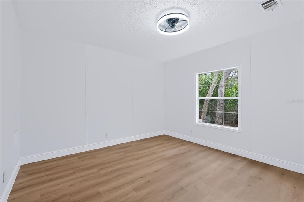 For Sale: $310,000 (3 beds, 2 baths, 2160 Square Feet)