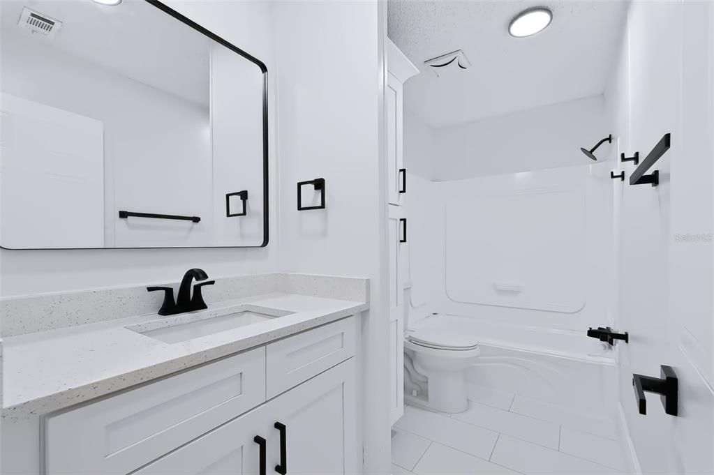 For Sale: $310,000 (3 beds, 2 baths, 2160 Square Feet)