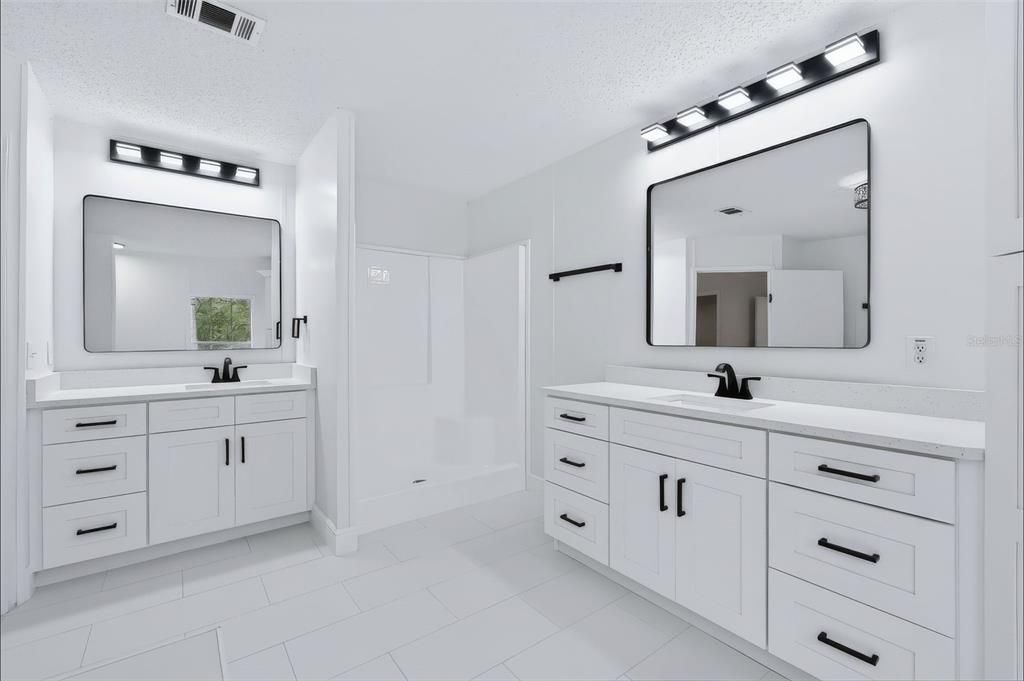 For Sale: $310,000 (3 beds, 2 baths, 2160 Square Feet)