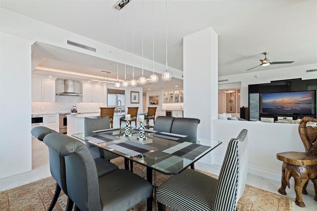 For Sale: $3,150,000 (3 beds, 3 baths, 2721 Square Feet)
