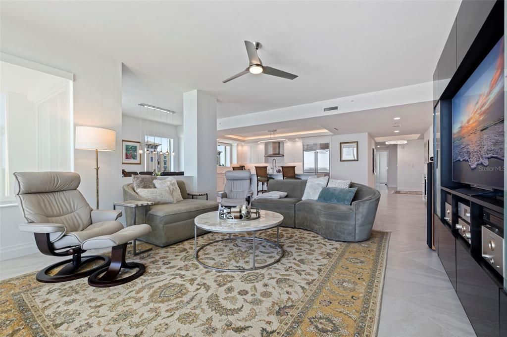 For Sale: $3,150,000 (3 beds, 3 baths, 2721 Square Feet)
