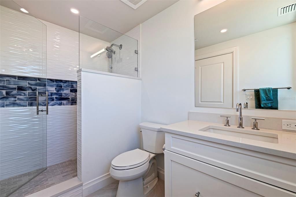 For Sale: $3,150,000 (3 beds, 3 baths, 2721 Square Feet)