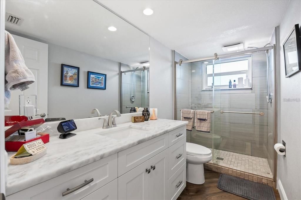 For Rent: $2,900 (2 beds, 2 baths, 1700 Square Feet)