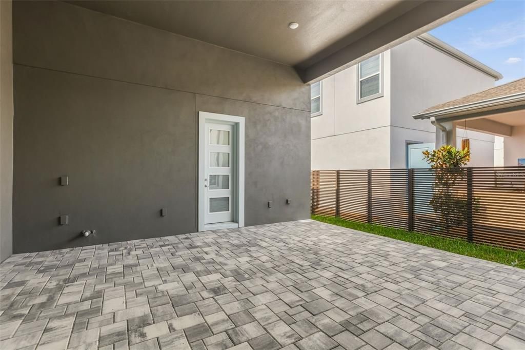 For Sale: $1,390,000 (5 beds, 4 baths, 3846 Square Feet)
