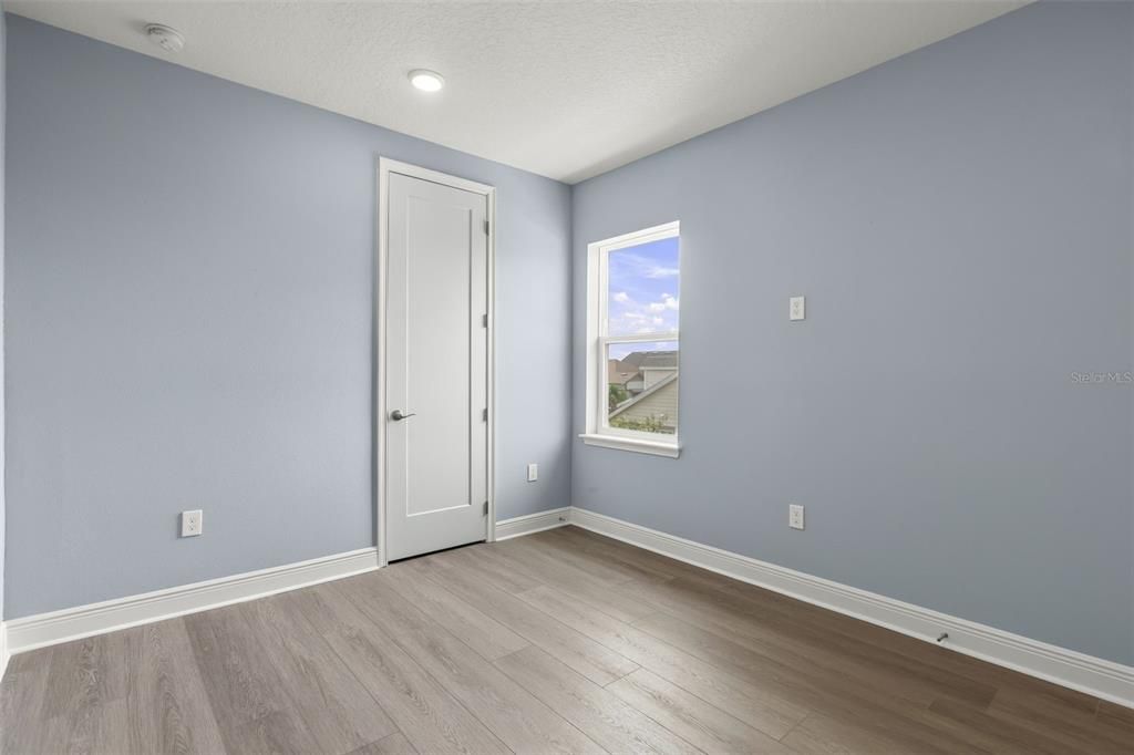 For Sale: $1,390,000 (5 beds, 4 baths, 3846 Square Feet)
