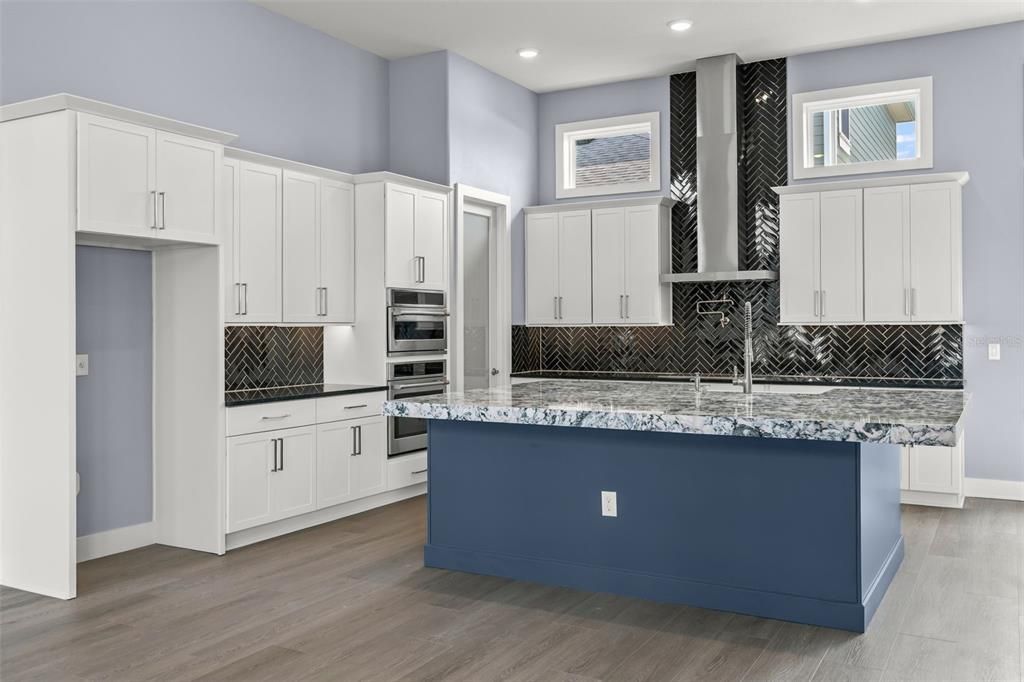 For Sale: $1,390,000 (5 beds, 4 baths, 3846 Square Feet)