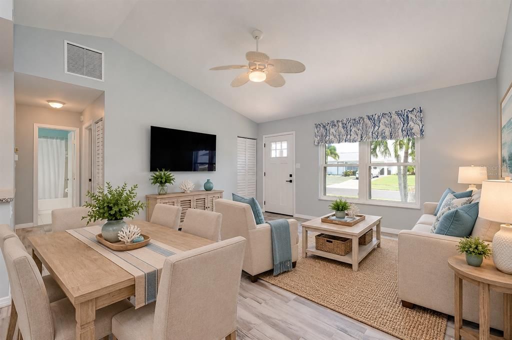 For Sale: $249,500 (2 beds, 2 baths, 1245 Square Feet)