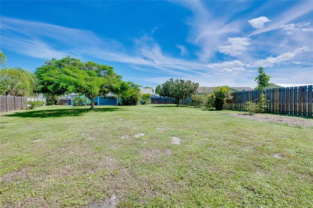 For Sale: $249,500 (2 beds, 2 baths, 1245 Square Feet)